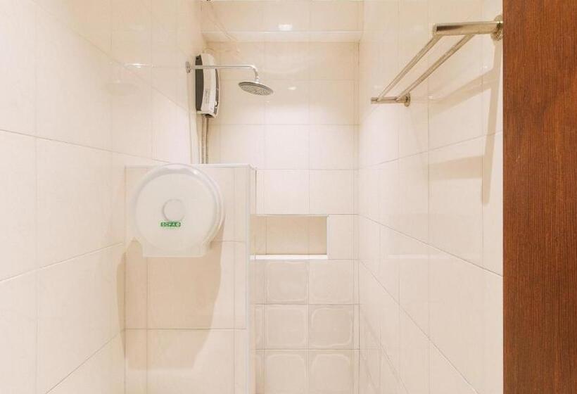 Номер Deluxe, Reddoorz At Laiya Vivo Hotel Batangas