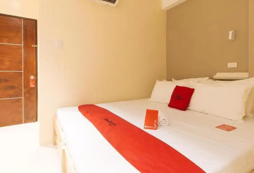 デラックスルーム, Reddoorz At Laiya Vivo Hotel Batangas