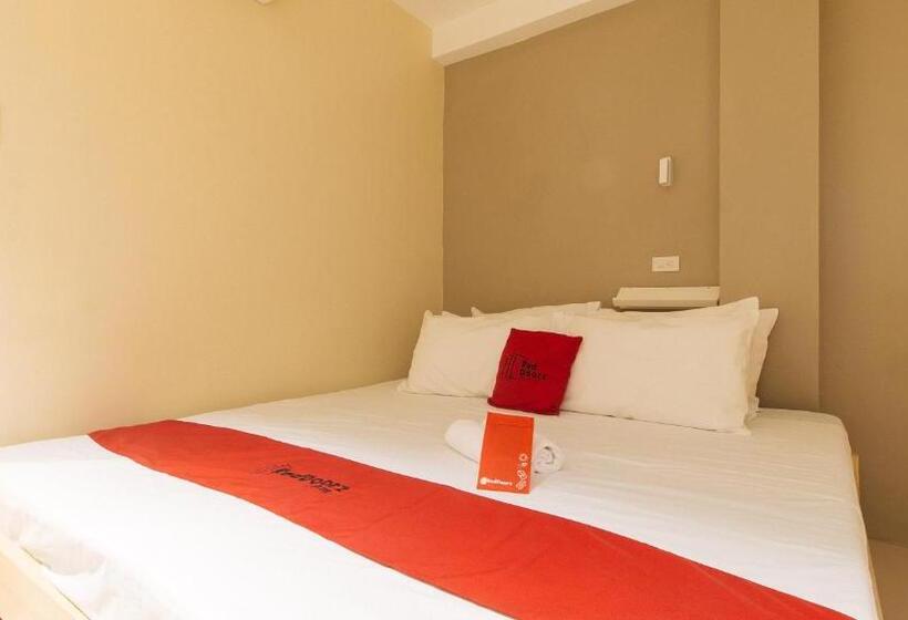 Номер Deluxe, Reddoorz At Laiya Vivo Hotel Batangas