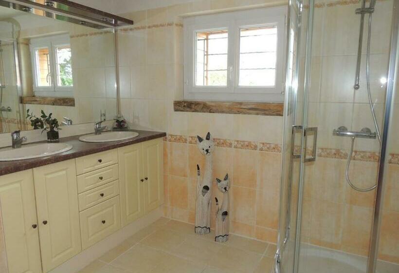 ガーデンビュースタンダードルーム, La Ferme Du Bourg