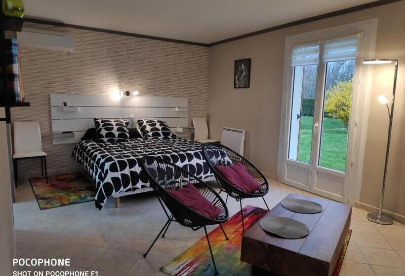 スタンダードルーム, La Peyrova