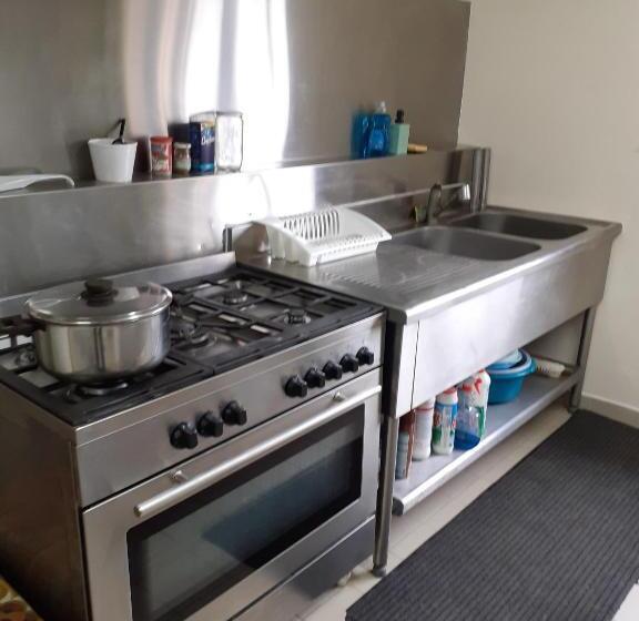 בית, 2 חדרי שינה, Le Gîte De La Grange De Broustic