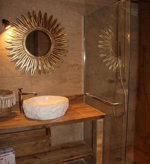 בקתת חדר, Les Chalets De Ludran