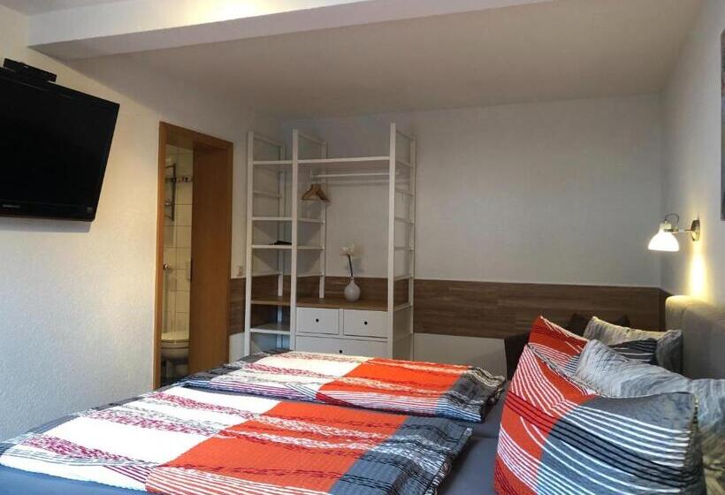 Номер Стандарт, Pension Tor Zum Rennsteig