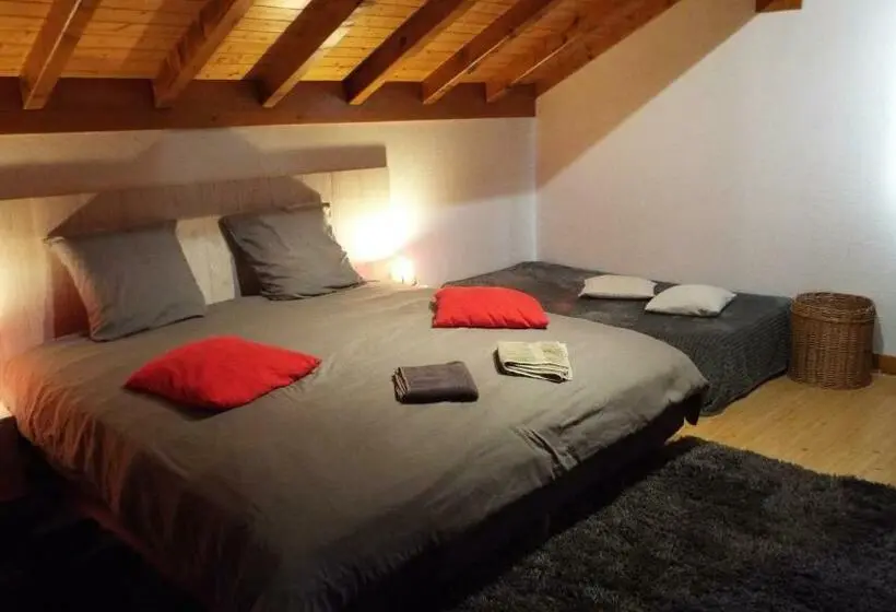 スタンダードトリプルルーム, Chambre D Hôtes Barnabas