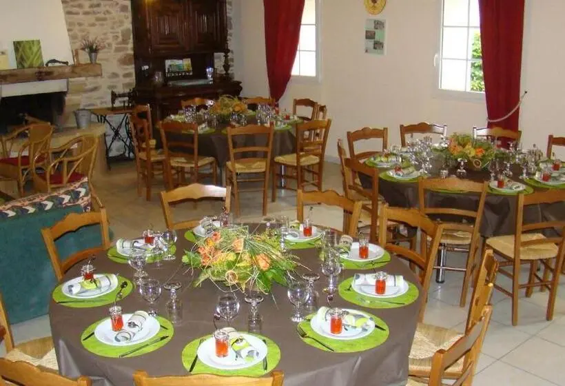 3ベッドルームハウス, Gîte De La Cour