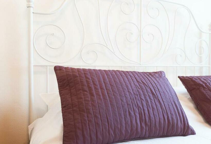 غرفة سوبيريور, Il Castellaro