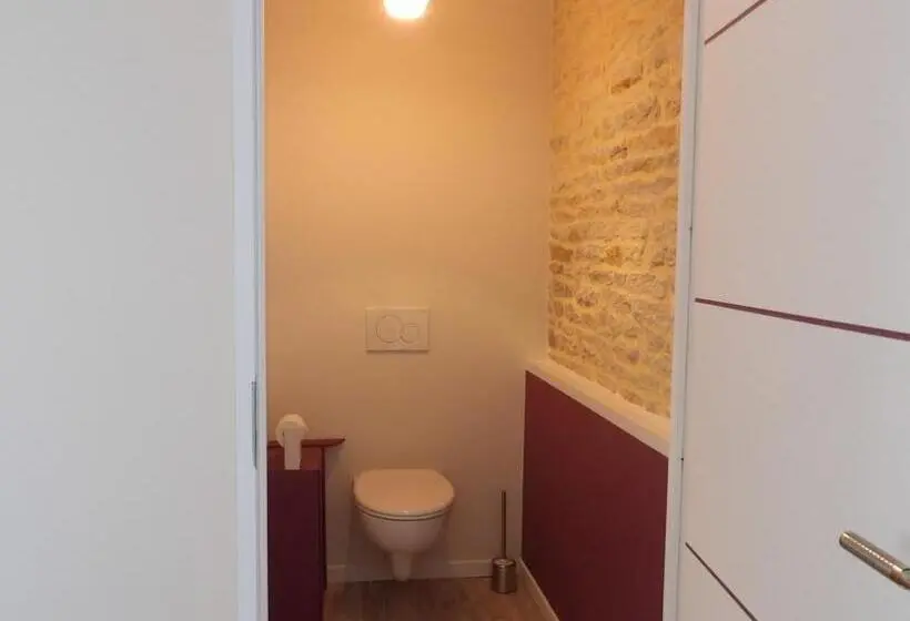 Camera Familiare, Litdevin