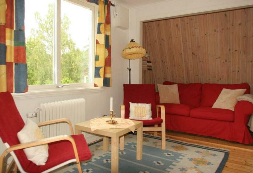 带1个卧室的公寓, Bed & Breakfast Björkhyddan