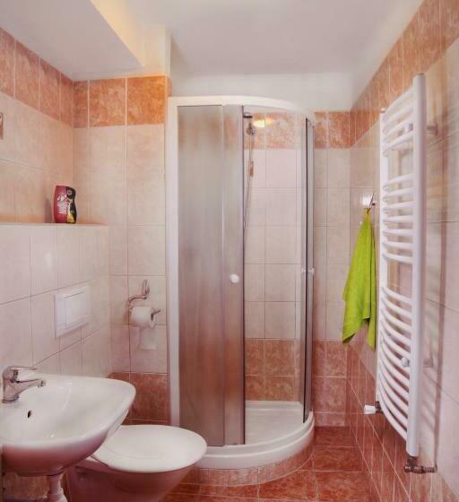 스탠다드 룸, Pod Stráží