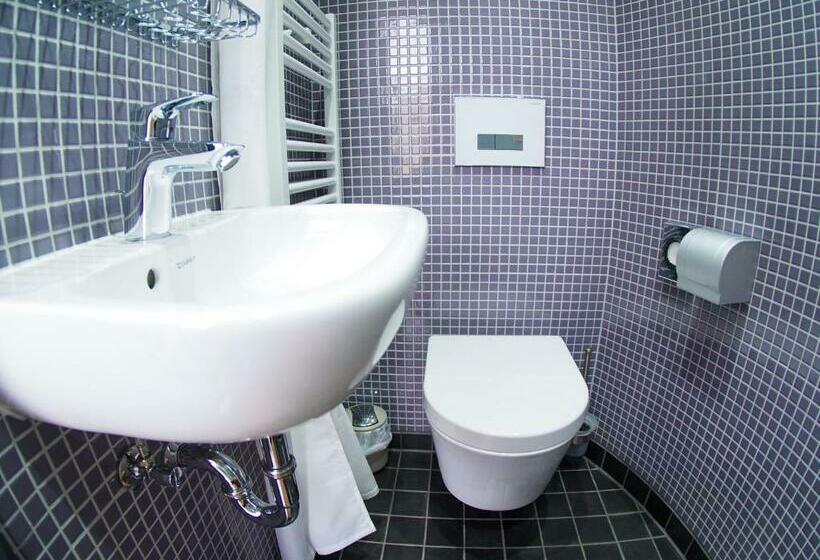 标准间, Slube An Den Teichen Hoher Fläming