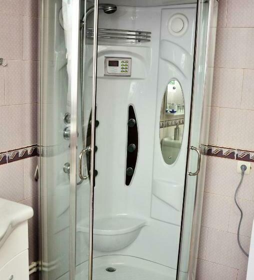 스탠다드 룸, Dmc House