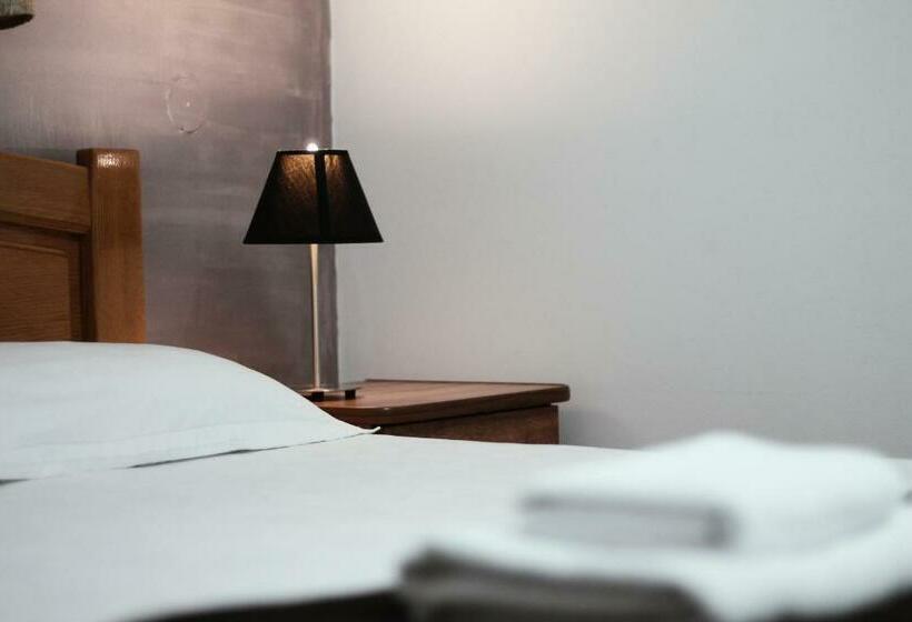 스탠다드 룸, Dmc House