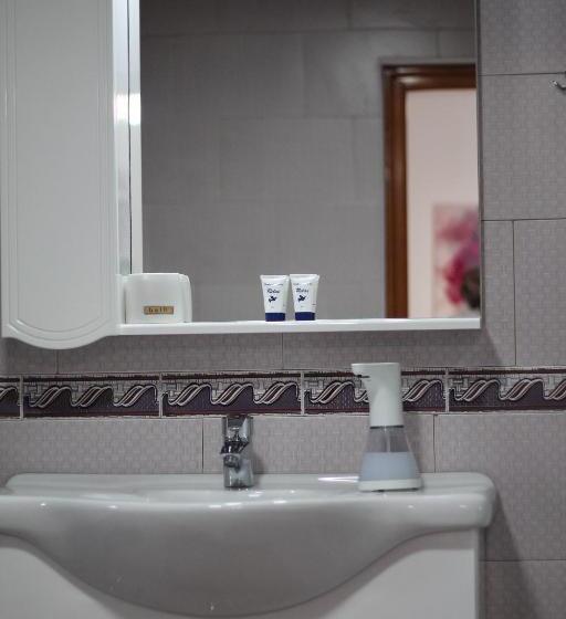 스탠다드 룸, Dmc House