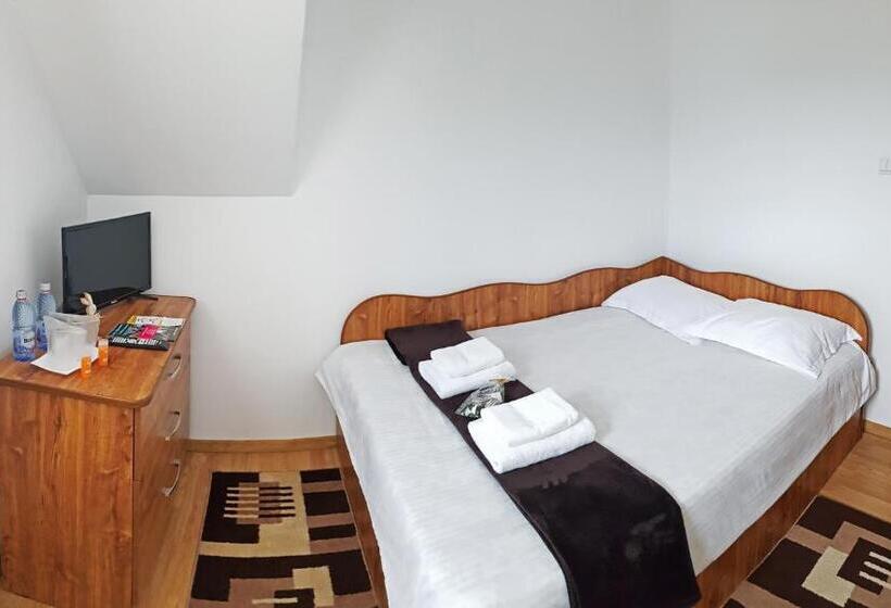 스탠다드 룸 공동 욕실, Dmc House