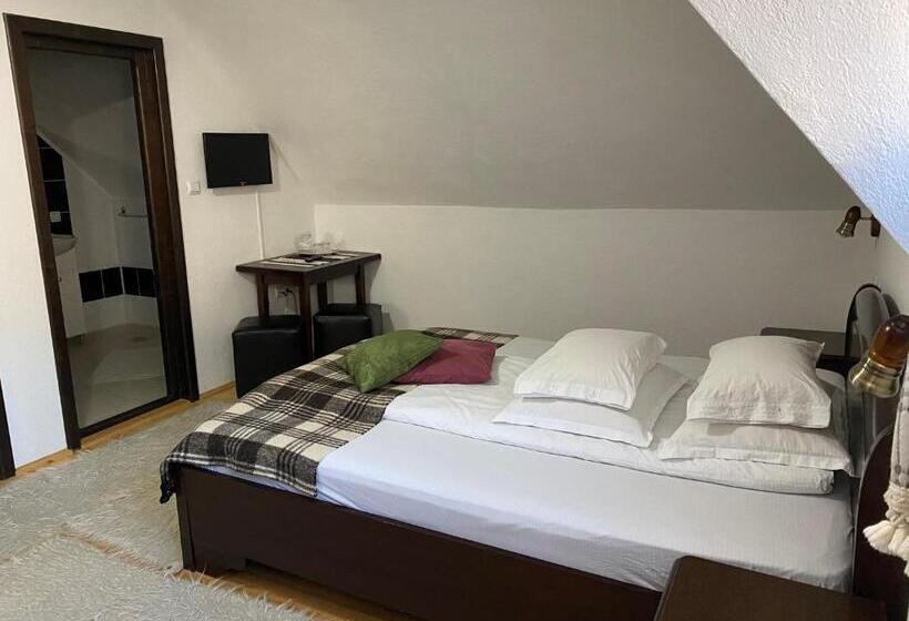 침실 2개 스위트, Pensiunea Irina