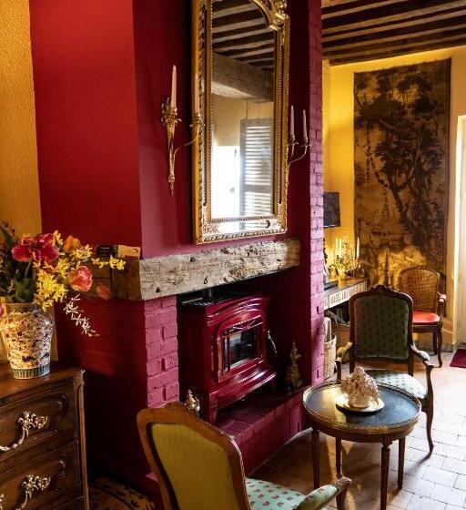 Номер Superior, Jan S Place In Burgundy