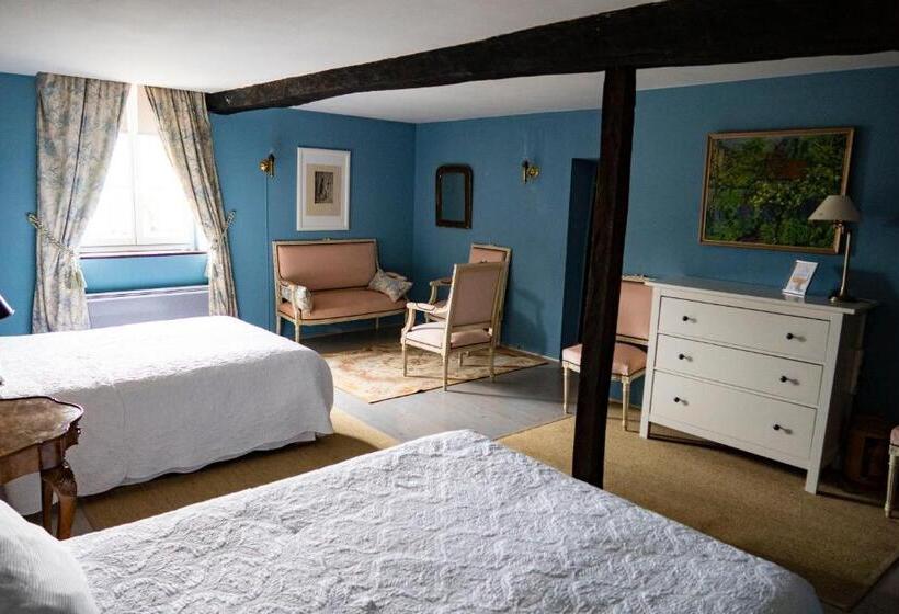 패밀리 룸, Jan S Place In Burgundy