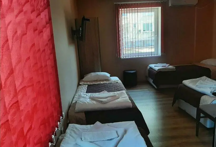 スタンダード４人部屋, хотел таганрог