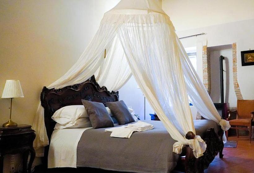 חדר קלאסי, Abbazia Ss. Quirico E Giulitta