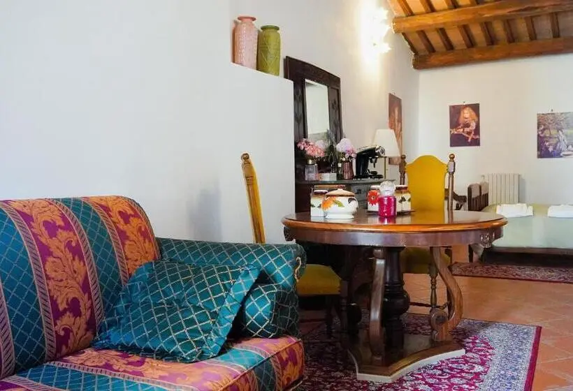 デラックスルーム, Abbazia Ss. Quirico E Giulitta
