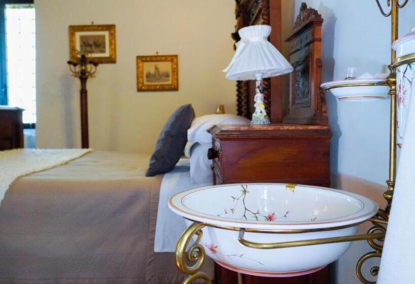 Standard room with outdoor bath, Abbazia Ss. Quirico E Giulitta