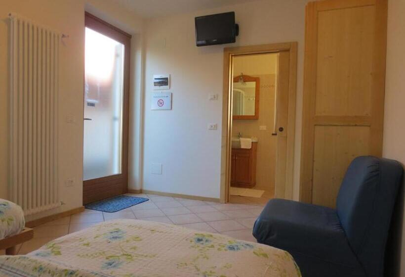 غرفة قياسية, Agritur Clementi