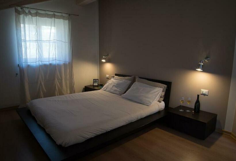 غرفة عائلية, Maso Caliari