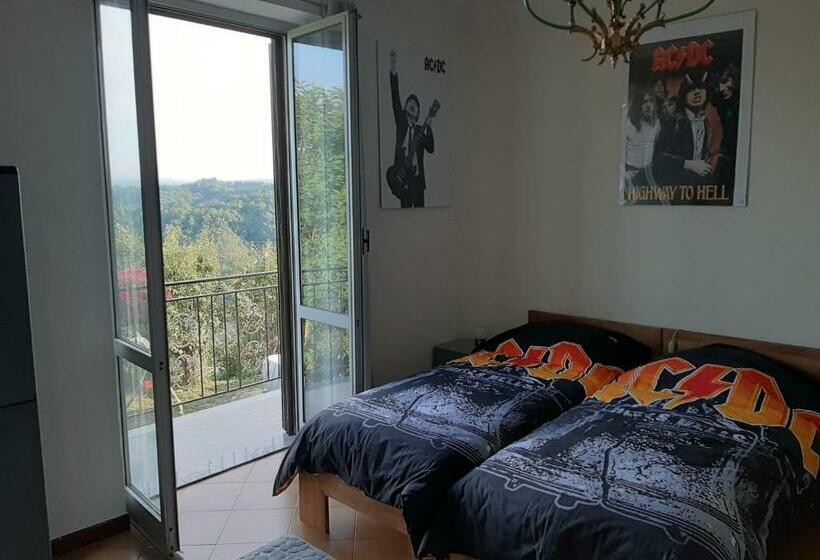 غرفة ديلوكس مزودة بشرفة, Moto Pareto B&b