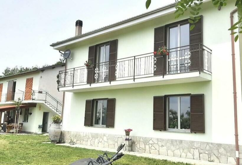 חדר דלוקס, Moto Pareto B&b