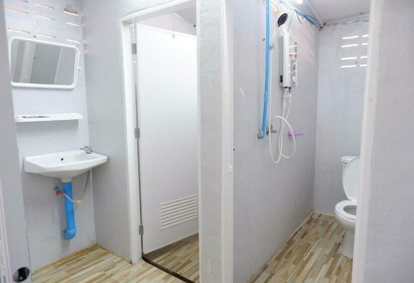 בונגלו משפחתי, Baan Rai Pray Rung Kaeng Krachan