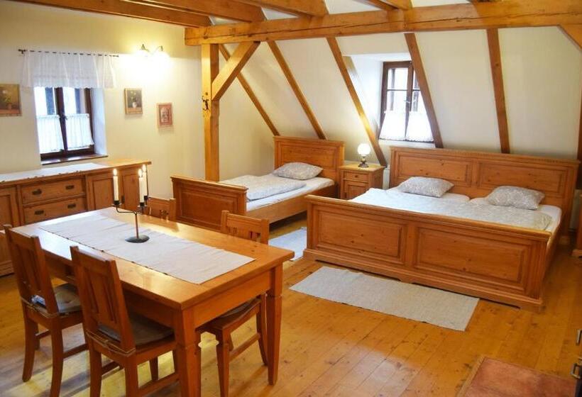 4인용 스탠다드 룸, Bučický Mlýn