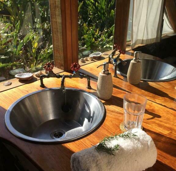 シャレー1寝室, Driftwood Treehouse