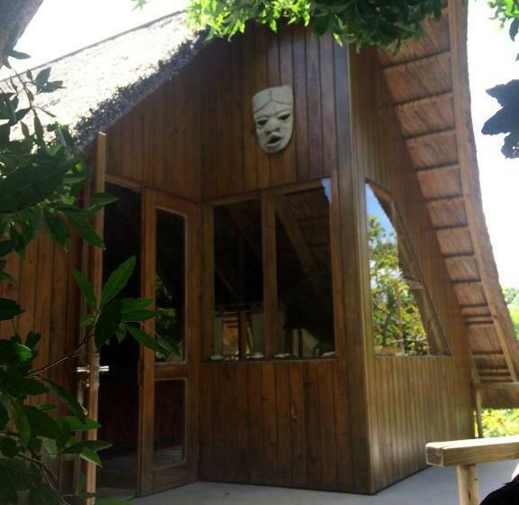 シャレー1寝室, Driftwood Treehouse