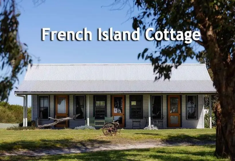 キャビン, French Island Cottage