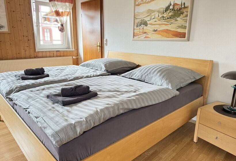 四人标准间, Gasthaus Engel