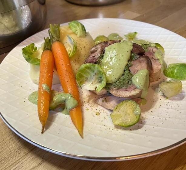 Трехместный Номер Стандарт Вид на Бассейн, Maison D Hôtes L évidence