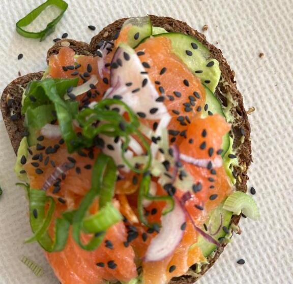 Трехместный Номер Стандарт Вид на Бассейн, Maison D Hôtes L évidence