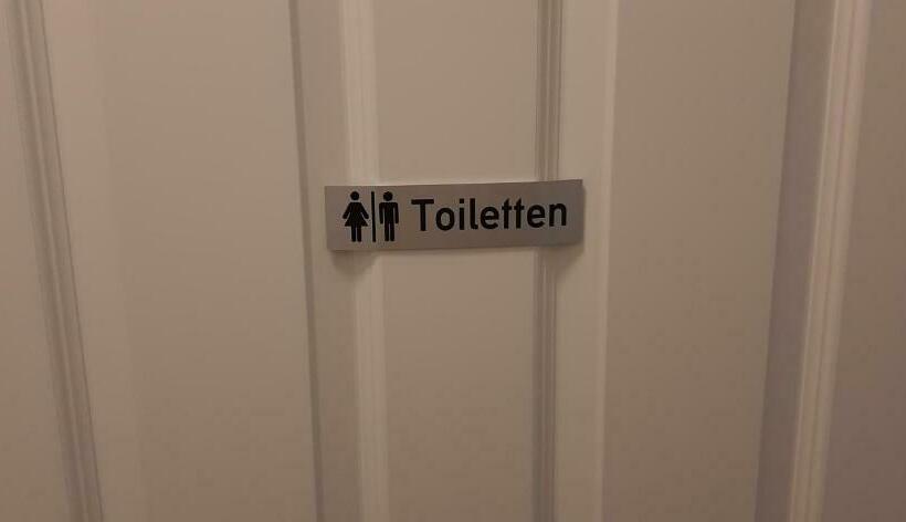 带共用浴室的标准房间, Schillers Landhaus