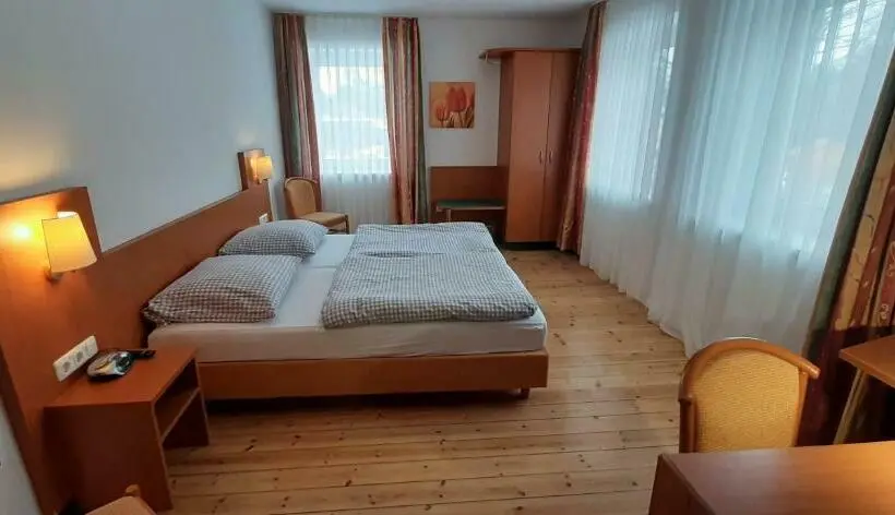 バス共有のスタンダードルーム, Schillers Landhaus