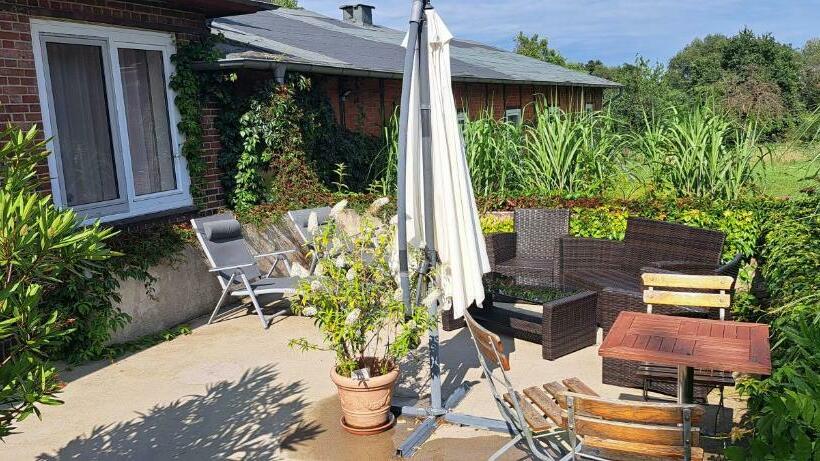 带共用浴室的标准房间, Schillers Landhaus