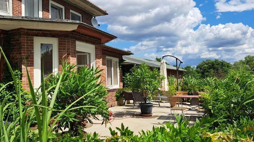 带共用浴室的标准房间, Schillers Landhaus