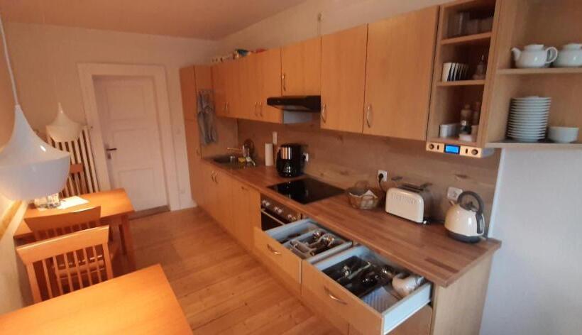 经济四人间 - 带共用浴室, Schillers Landhaus