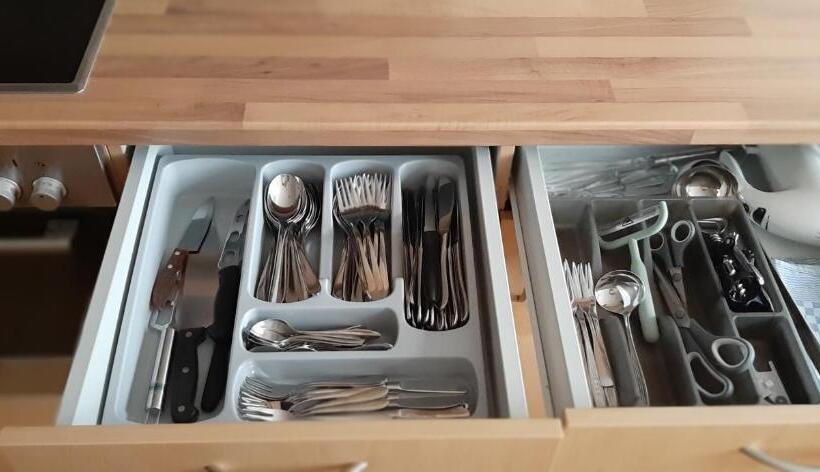 标准单人间, Schillers Landhaus