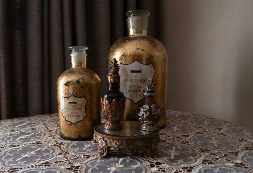 סוויטה אקזקיוטיב, Tuscan Rose