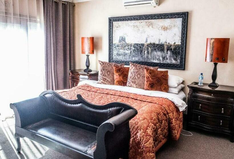 חדר משפחתי, Tuscan Rose