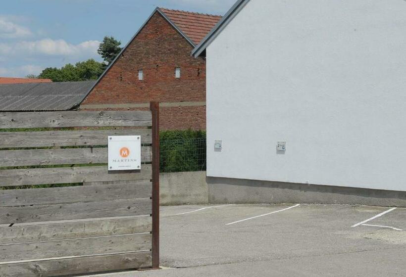 标准房带园景, Weingut Martinshof