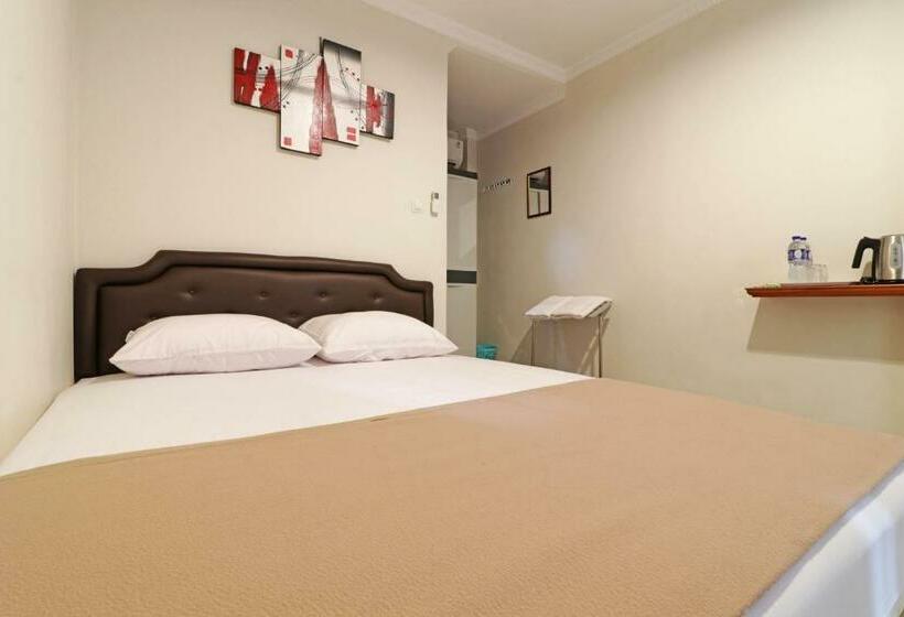 Quarto Superior, Wisma Surya