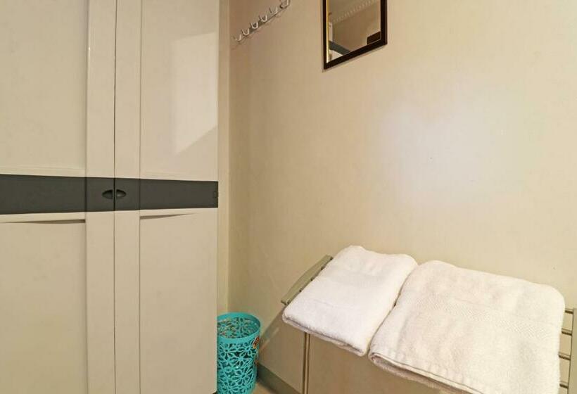 Quarto Superior, Wisma Surya