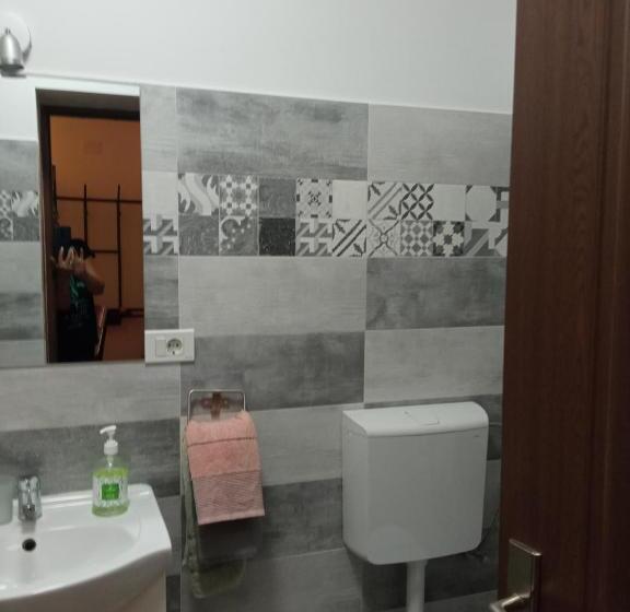 Номер Deluxe, Pensiunea Dodo